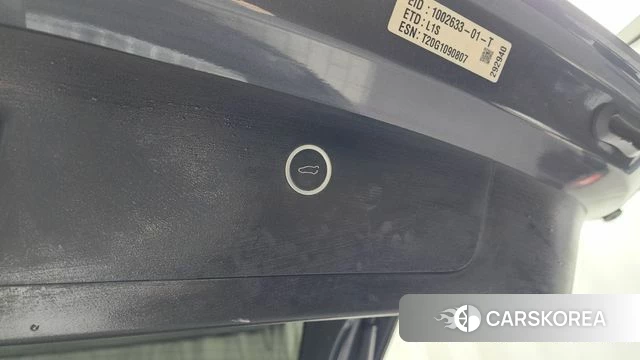 Tesla Model X id 4495886 из Кореи 27