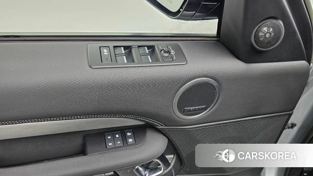 Land Rover Discovery 5 id 4762913 из Кореи 27