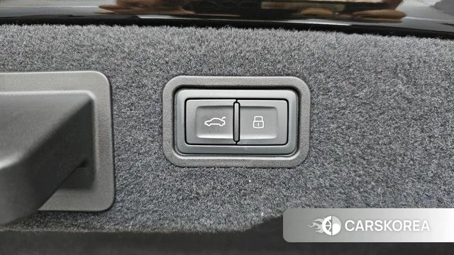 Audi A8 (D5) id 4541764 из Кореи 27