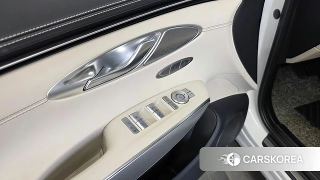 Genesis GV70 id 4444499 из Кореи 27