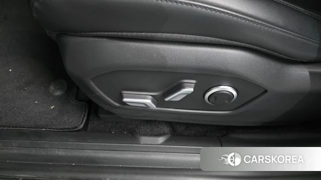 Hyundai Santa Fe (MX5) id 4280791 из Кореи 27