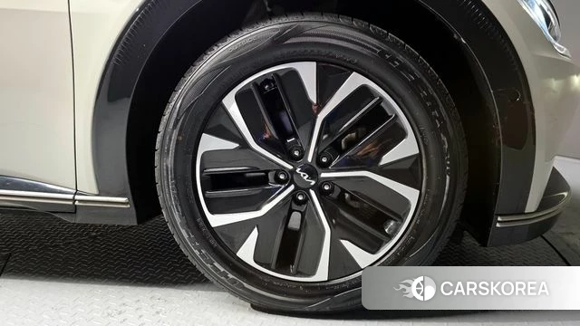 Kia EV6 id 4202499 из Кореи 27