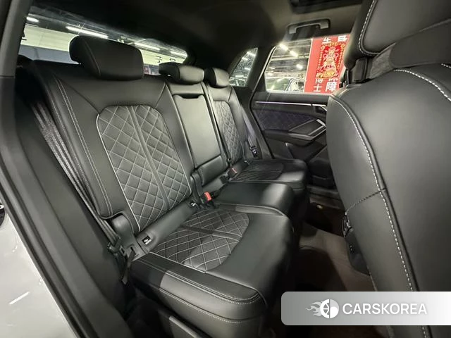 Audi Q3 id 4258685 из Китая 27