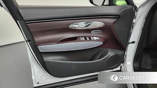 Genesis GV70 id 4243896 из Кореи 27