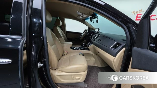Kia The New Carnival id 4895185 из Кореи 27