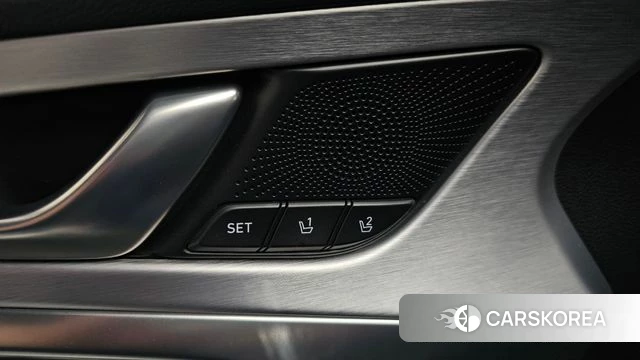 Genesis G70 id 4448127 из Кореи 27