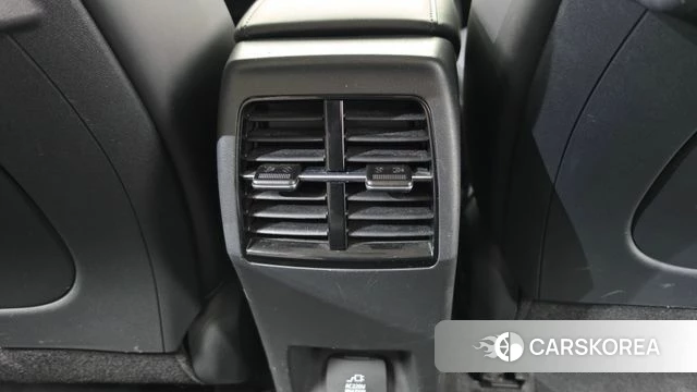 Kia Di Ol Nu Niro id 4735922 из Кореи 27