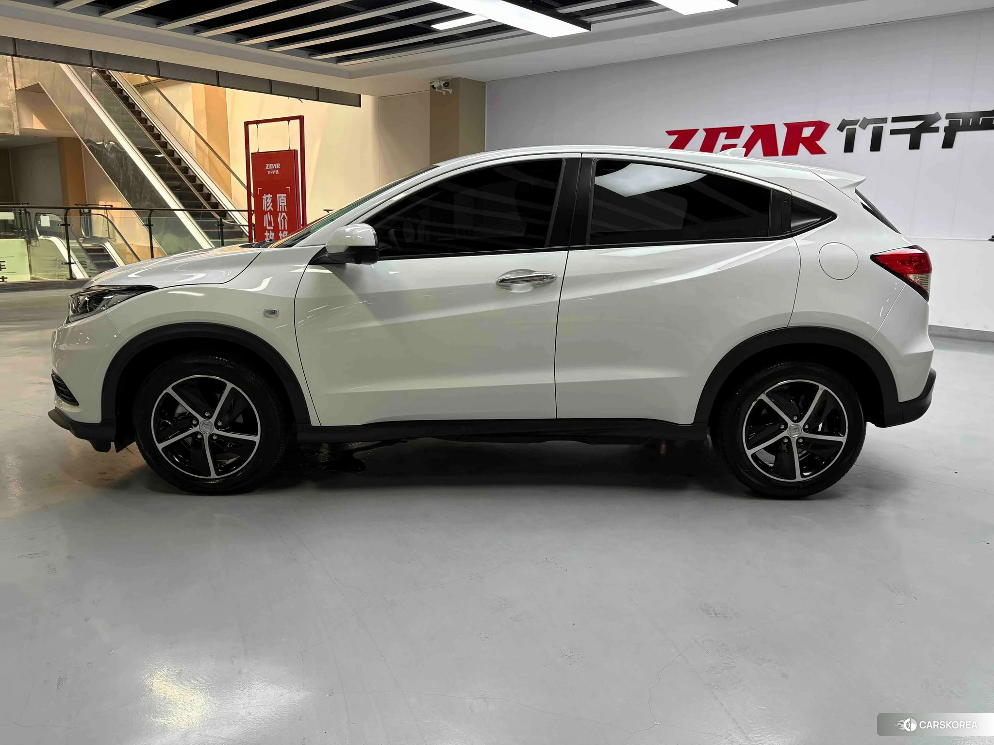 Honda Vezel id 4453836 из Китая 27