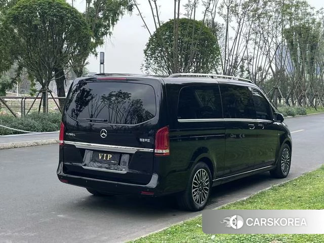 Mercedes-Benz V-class id 4228508 из Китая 27