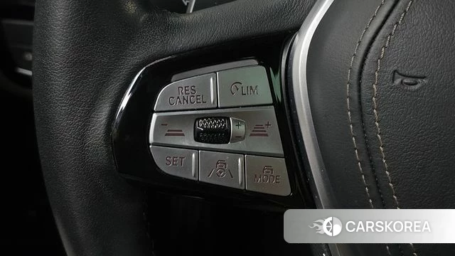 BMW 5 Series (G30) id 4524936 из Кореи 27