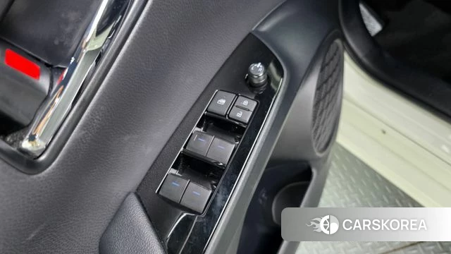 Toyota Prius 4th Generation id 4620188 из Кореи 27