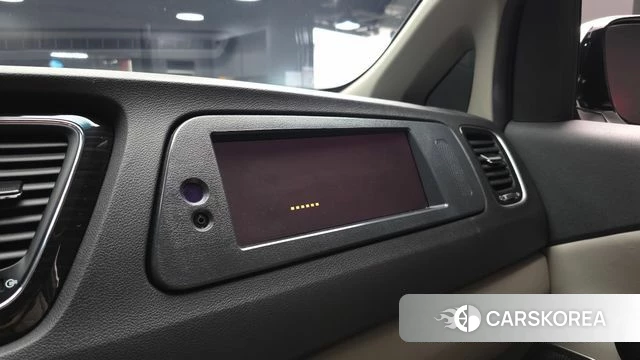 Kia The New Carnival id 4446871 из Кореи 27