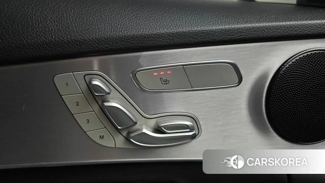 Mercedes-Benz C-Class W205 id 4573540 из Кореи 27