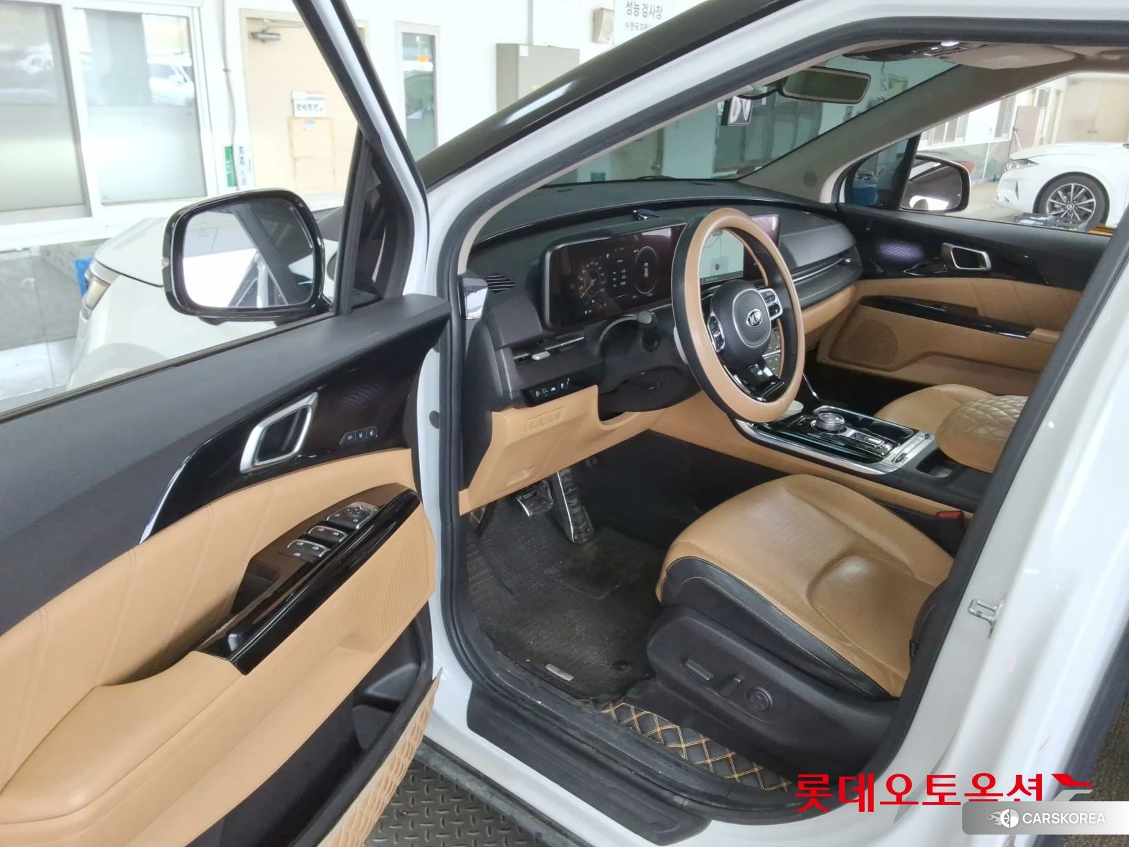 Kia Carnival id 3888395 из Кореи 27