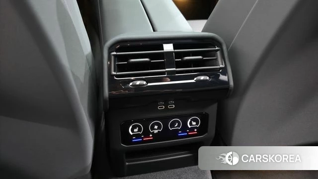 BMW 5 Series (G60) id 4359986 из Кореи 27
