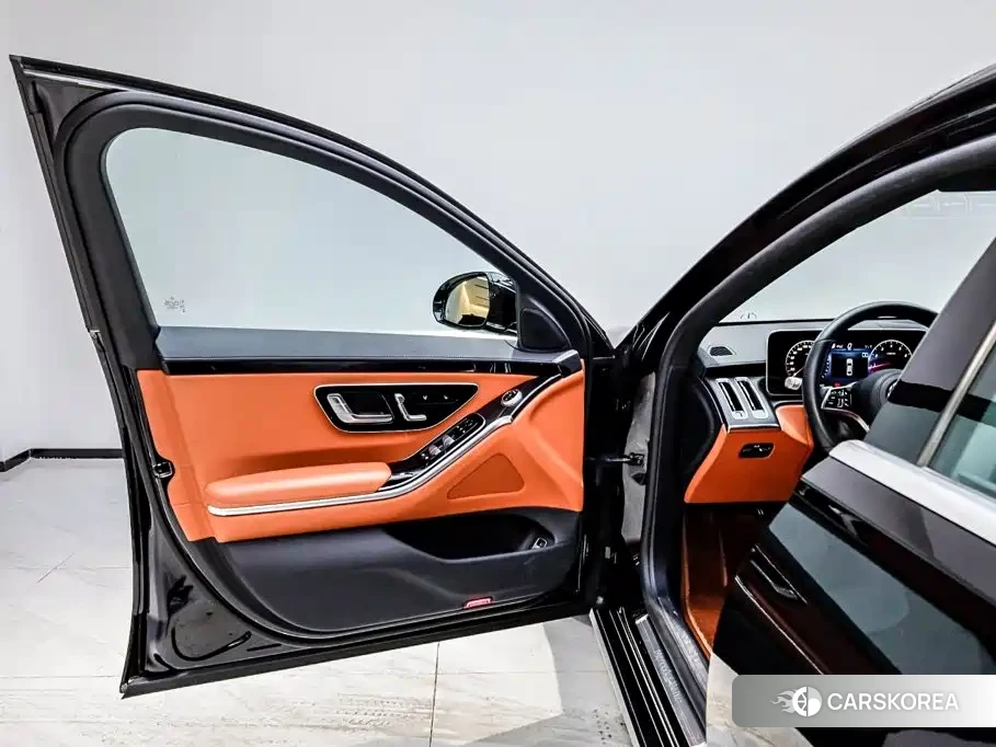 Mercedes-Benz S-Class id 4622569 из Китая 27