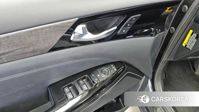 Kia K7 Premier Hybrid id 4907159 из Кореи 27