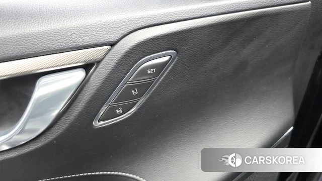 Hyundai The New Grandeur IG id 4749944 из Кореи 27
