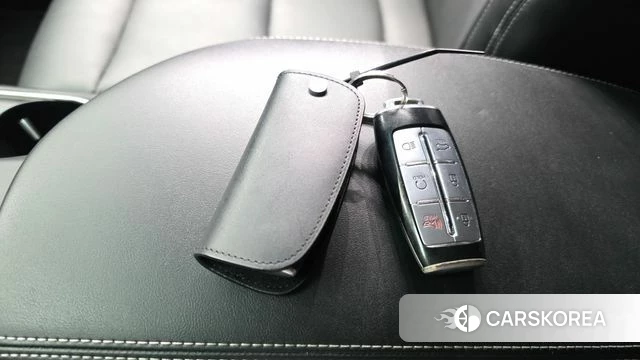 Genesis GV70 id 4458215 из Кореи 27