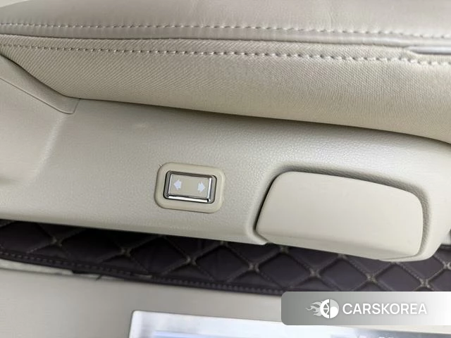 Buick GL8 id 4208325 из Китая 27