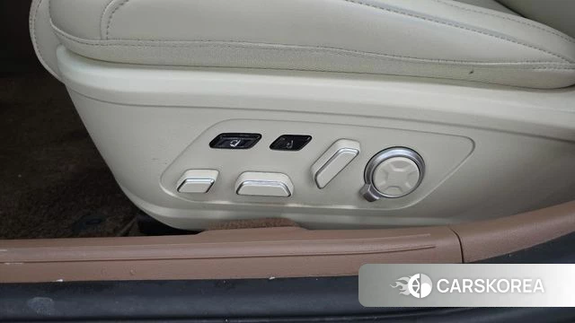 Hyundai Grandeur Hybrid (GN7) id 4360741 из Кореи 27