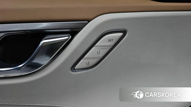 Hyundai The New Grandeur IG id 4936172 из Кореи 27
