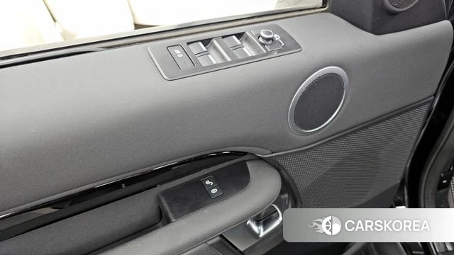 Land Rover Discovery 5 id 4410288 из Кореи 27