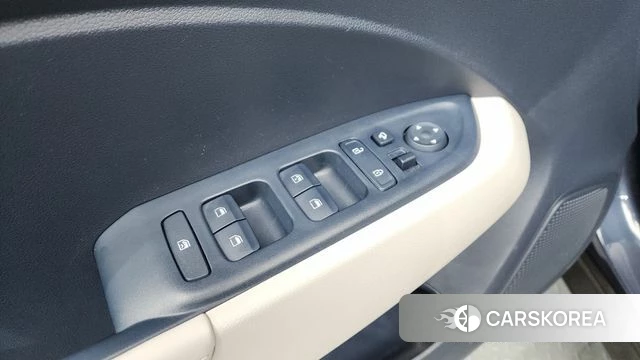 Hyundai Venue id 4402776 из Кореи 27