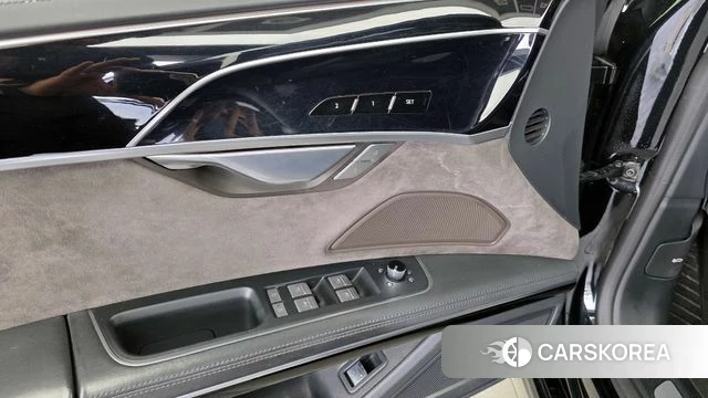Audi A8 (D5) id 4396744 из Кореи 27