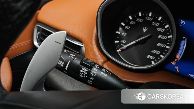 Maserati Levante id 4619809 из Кореи 27