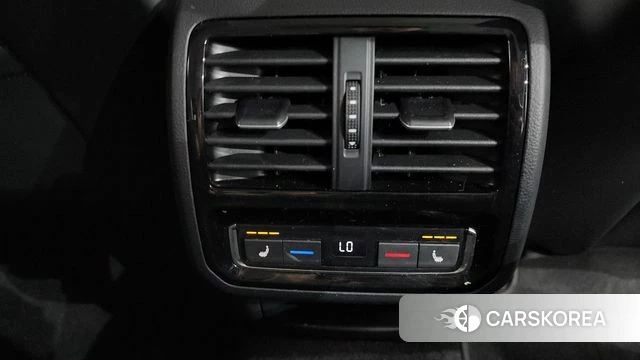 Volkswagen Passat GT (B8) id 4542125 из Кореи 27