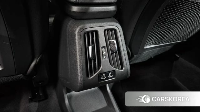 BMW 2 Series Active Tourer (U06) id 4243579 из Кореи 27