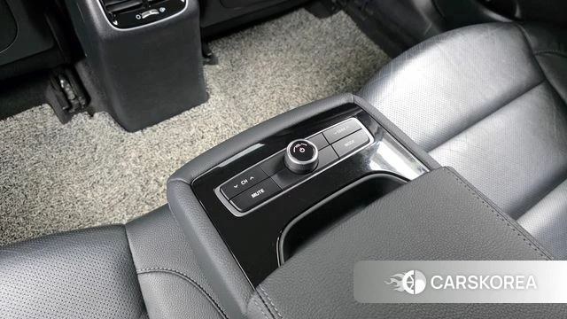 Kia All New K7 Hybrid id 4490759 из Кореи 27