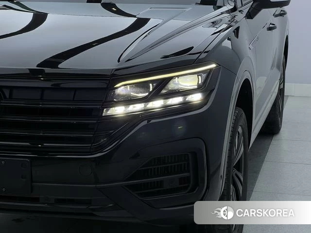 Volkswagen Touareg id 4297802 из Китая 27