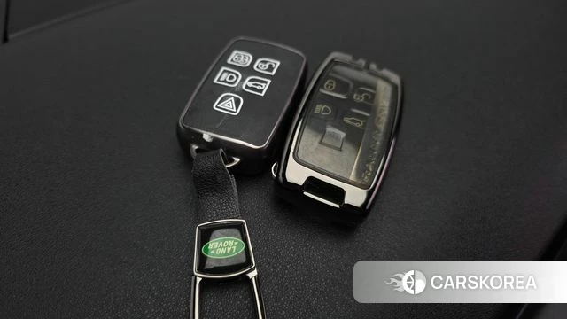 Land Rover Range Rover Velar id 4759783 из Кореи 27