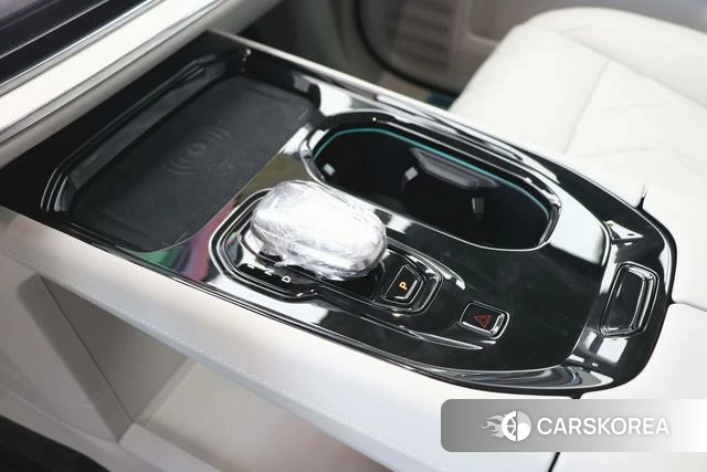 Volvo EM90 id 3920179 из Китая 27