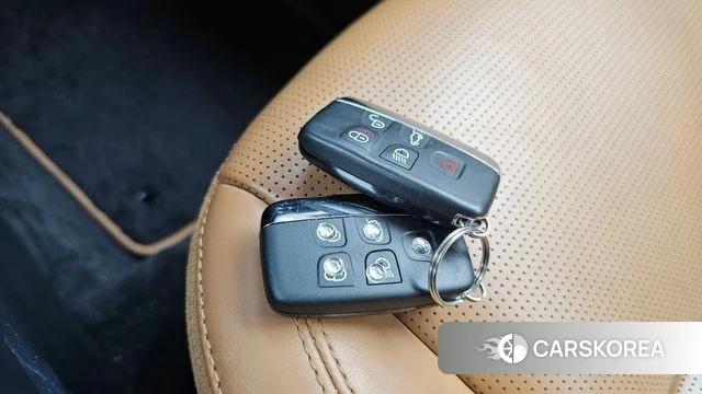 Land Rover Discovery Sports id 4626155 из Кореи 27