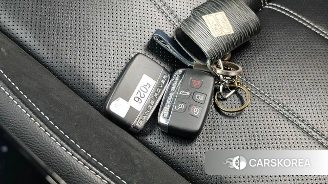 Land Rover Range Rover Velar id 4849765 из Кореи 27