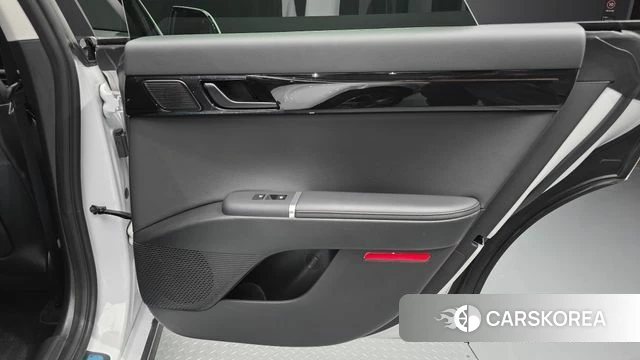 Hyundai Grandeur Hybrid (GN7) id 4500097 из Кореи 27