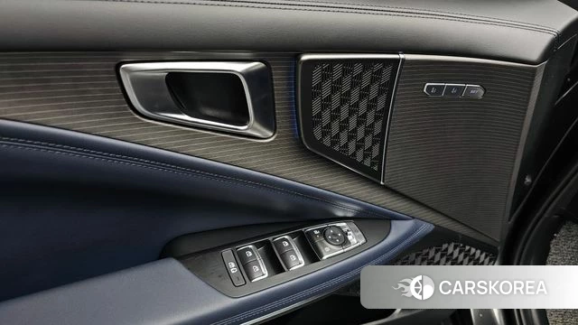 Kia The New K8 Hybrid id 4400352 из Кореи 27