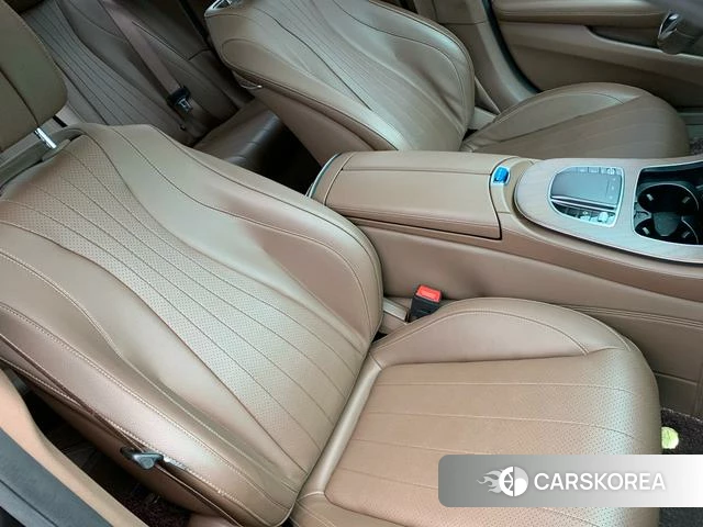 Mercedes-Benz E-class PHEV id 4261074 из Китая 27