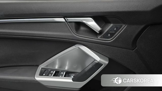 Audi Q3 (F3) id 4894910 из Кореи 27