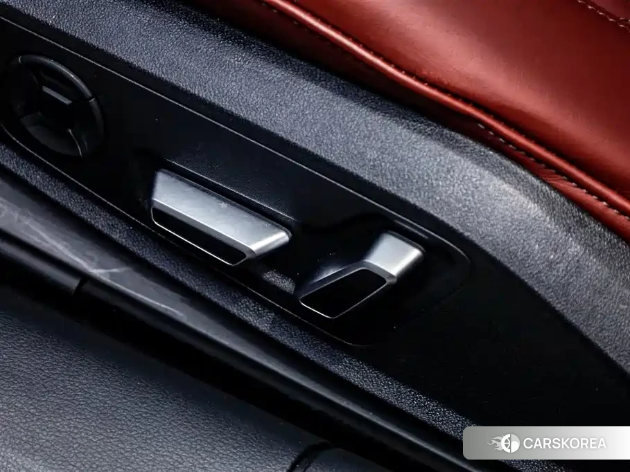 Audi A7L id 4570596 из Китая 27