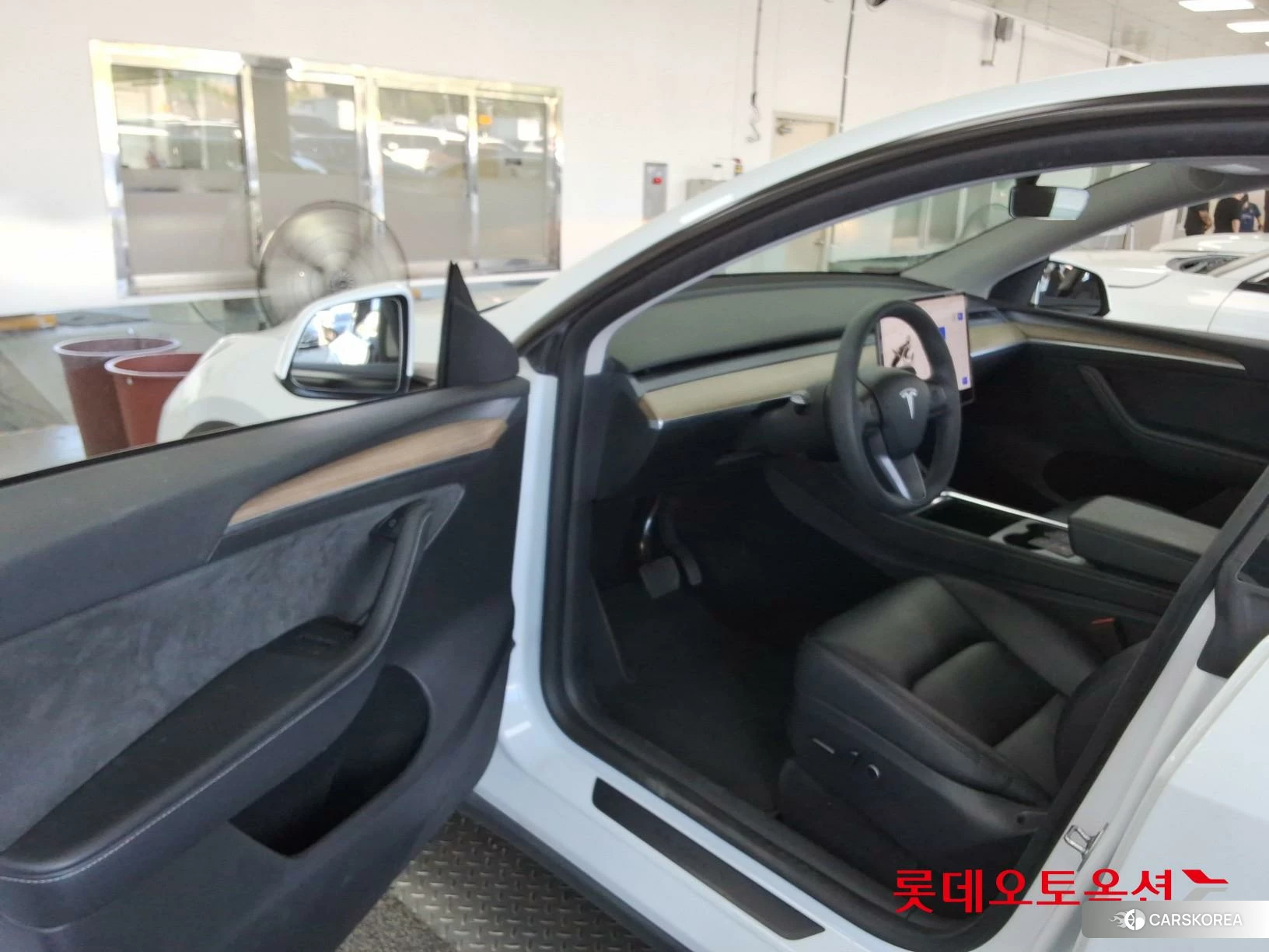 Tesla Model Y RWD id 4909362 из Кореи 27