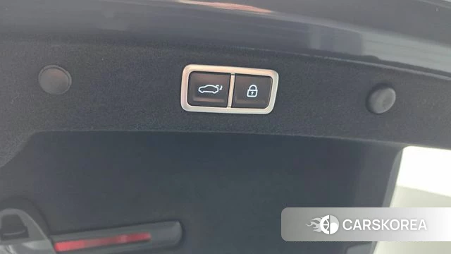 Hyundai Grandeur Hybrid (GN7) id 4500359 из Кореи 27