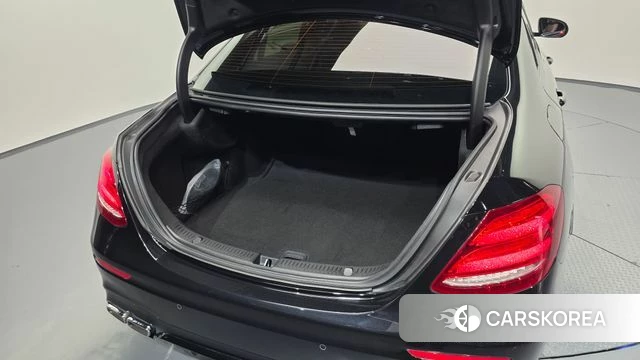 Mercedes-Benz E-Class W213 id 4595227 из Кореи 27