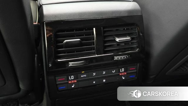 Volkswagen Touareg 3rd generation id 4870818 из Кореи 27