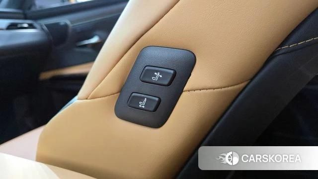 Lexus ES300h 7th generation id 4354511 из Кореи 27