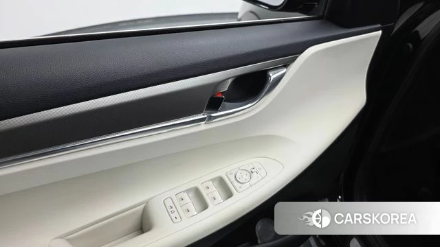Hyundai The New Grandeur IG Hybrid id 4388817 из Кореи 27