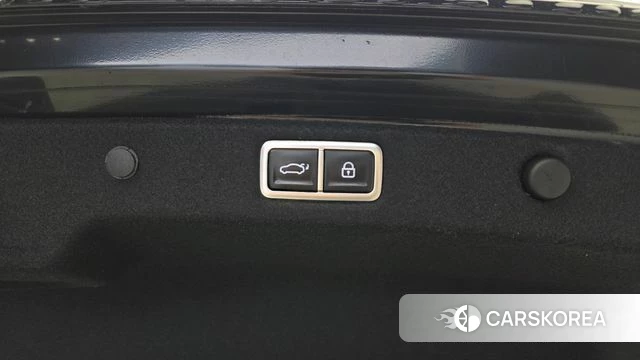 Hyundai Grandeur (GN7) id 4349440 из Кореи 27